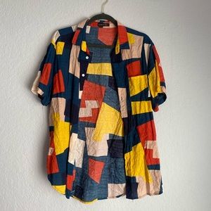 Funky shapes collared shirt🙂